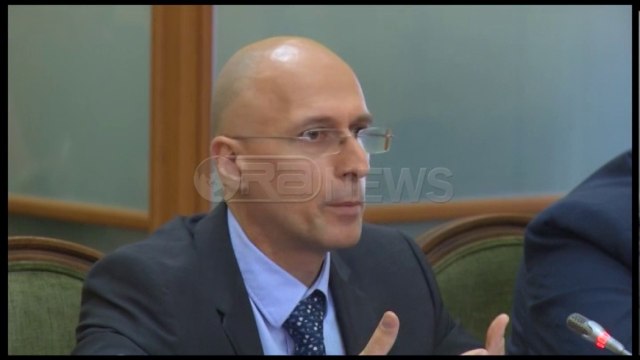 Ora News – Në shtator nis hekurudha e rë për Rinas, BERZH jep 36.8 mln euro