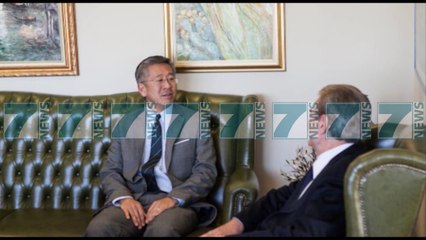 AMBASADORI DONALD LU SHKON NE ZYREN E BERISHES - News, Lajme - Kanali 10