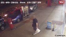 Shokuese, banda ne Angli i shkaterron makinen dhe me pas e ekzekutojne (360video)