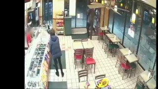 Terrifying Moment Criminal Points Gun At Mother And Toddler During Armed Robbery (1)