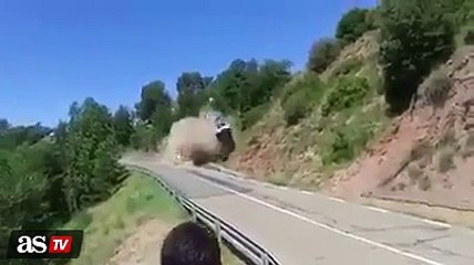 Vídeo - Terrorífico accidente en Girona- el público tuvo que socorrer a los pilotos
