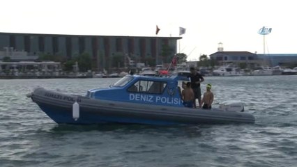 Botla Denize Açılan 5 Genç Ölümden Döndü