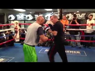 ishe smith gets ready for carlos molina - EsNews Boxing