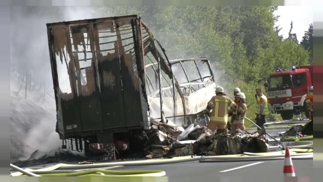 Nach Busunfall: Ermittlungen laufen auf Hochtouren