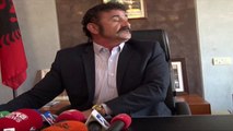 Report TV - Shkarkohet kreu i Këshillit bashkiak Lezhë, xhaxhai i Arben Ndokës