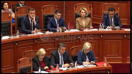 Ora News – Vetingu, plotësojnë dosjet me dokumentet 101 kandidatë aplikantë