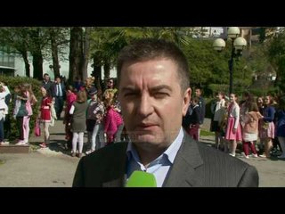 Video herunterladen: Dy ditë nga 1 Prilli, “cic-mice” koalicioni mes PS-LSI-PDIU - Top Channel Albania - News - Lajme