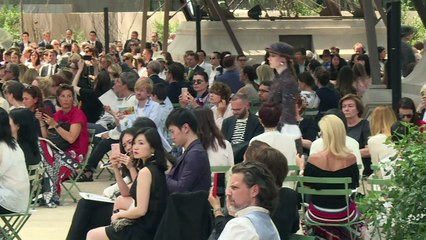 Chanel brilha em Paris