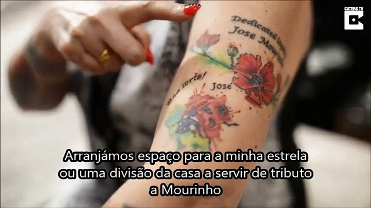Gastou £800 para tatuar o corpo com varias tatuagens de Mourinho