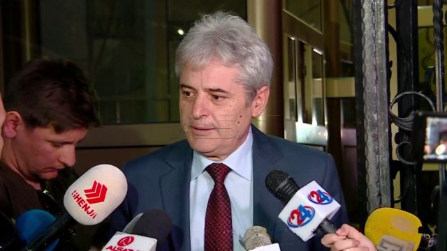 BDI, diskutohet tërheqja e ministrave