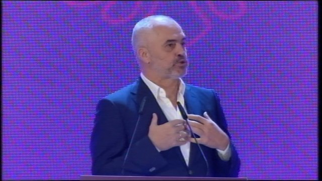 Ora News - Rama: Koalicioni me LSI më i pëlqyeshmi, i takon asaj të vendosë