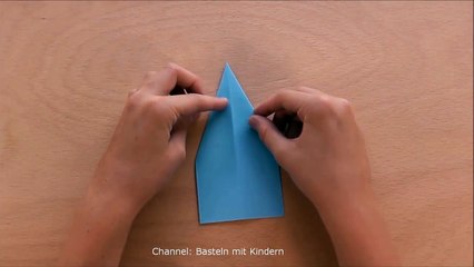 عمل طائر الطاووس بالورق يجب التركيز قليلا