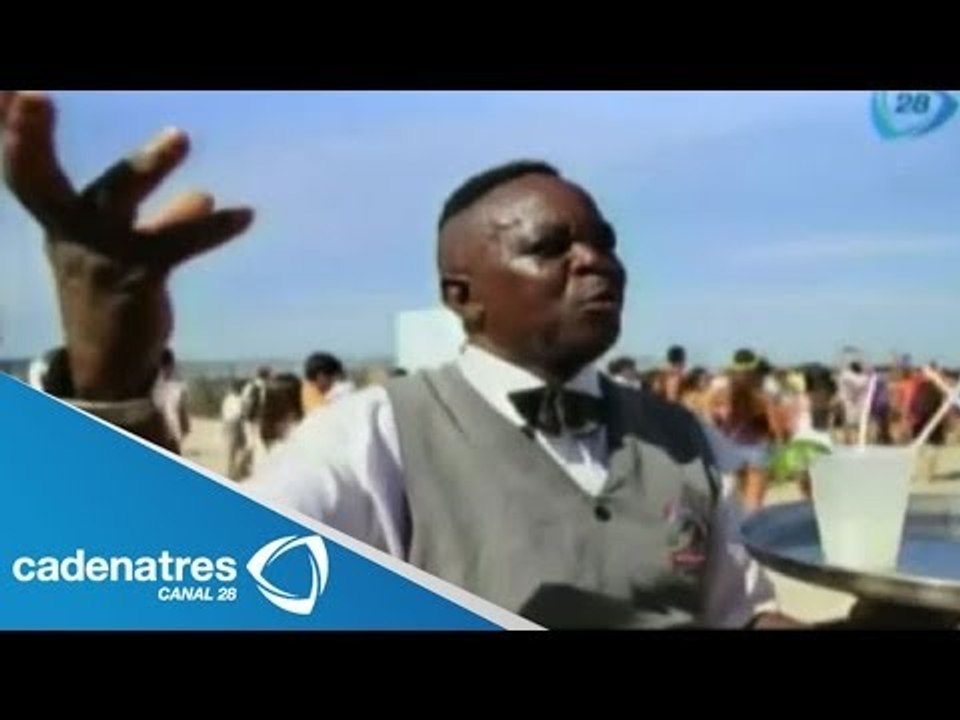 Vendedores ambulantes en playas de Brasil