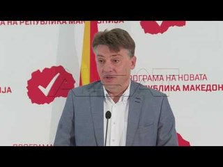 СДСМ: Решението на кризата е во мирно предавање на власта