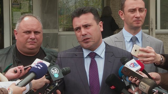 Заев за манифестот: Изговор за одолговлекување на процесите