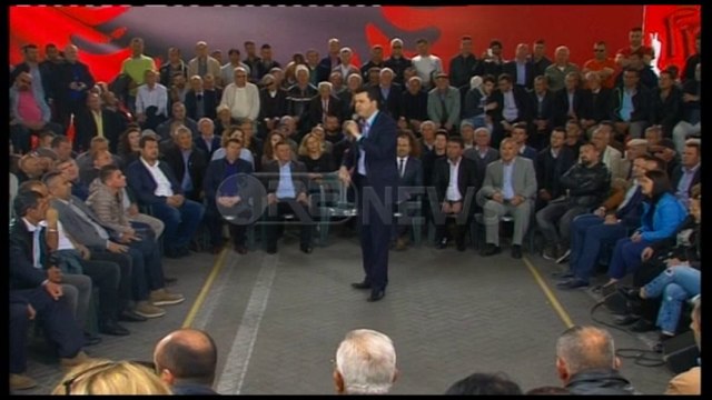 Ora News - Basha: Dialog politik, jo pazar të pisët mes disa politikanëve opozitë-maxhorancë