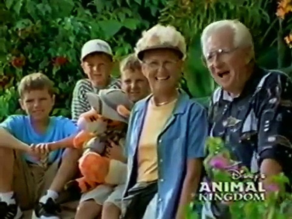 Walt Disney World Vacation Plannning Video VHS 1999