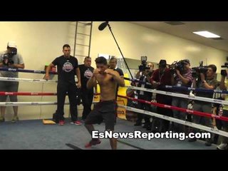 Abner mares ripped shadowboxing
