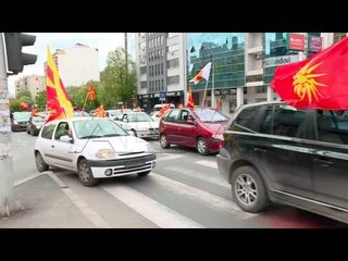 Shëtitje me makina kundër "Platformës shqiptare"