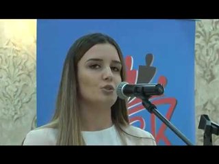 Ardian Gjini bashkëbisedon me të Rinjët e Gjakovës