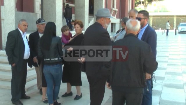 Report TV - Përmbytjet, nuk dëmshpërblehen banorët: Do bojkotojmë zgjedhjet