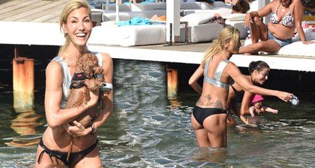 Tatil Sezonunu Açan Çağla Şıkel'in Kusursuz Fiziğine Bakan Bir Daha Baktı