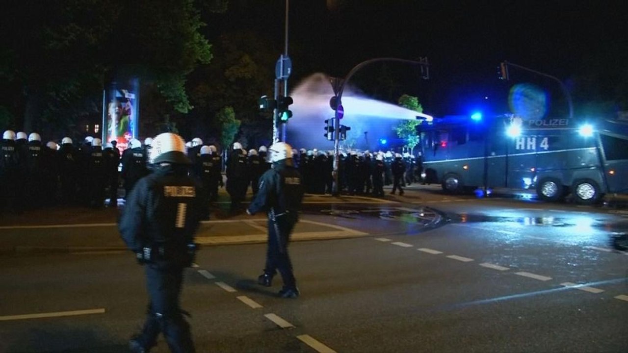 Nächtliche g20-proteste: großeinsatz in st. pauli