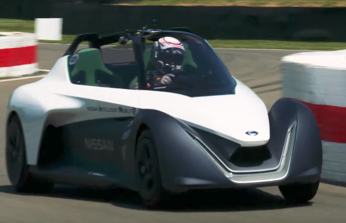 VÍDEO: ¿Sabes qué coche es este? Una pista: es Nissan y es eléctrico