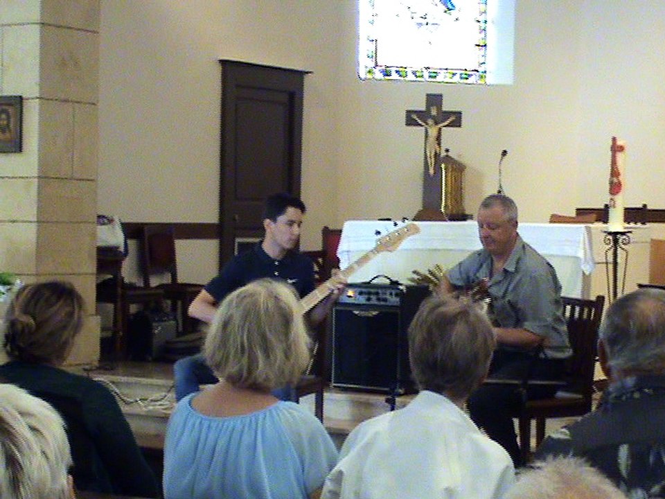 M2U02443 duo guitare basse et classique