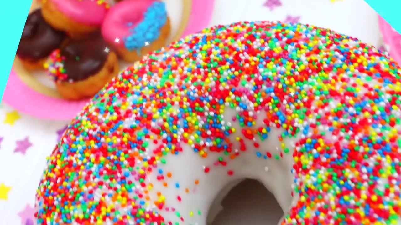 Gâteau bricolage manger comestible géant gigantesque Comment énorme rouge à lèvres faire faire maquillage à Il Mac |