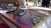 Antalya Öğrencilerine Mozaik Yapımını Öğretiyor