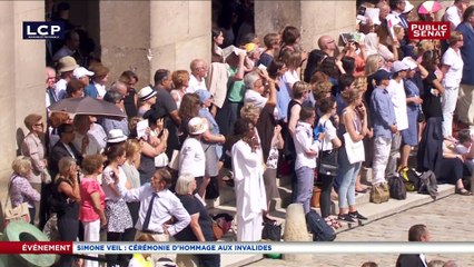 « De cette vie, nous ne pourrons peser l’invincible ardeur » déclare Macron