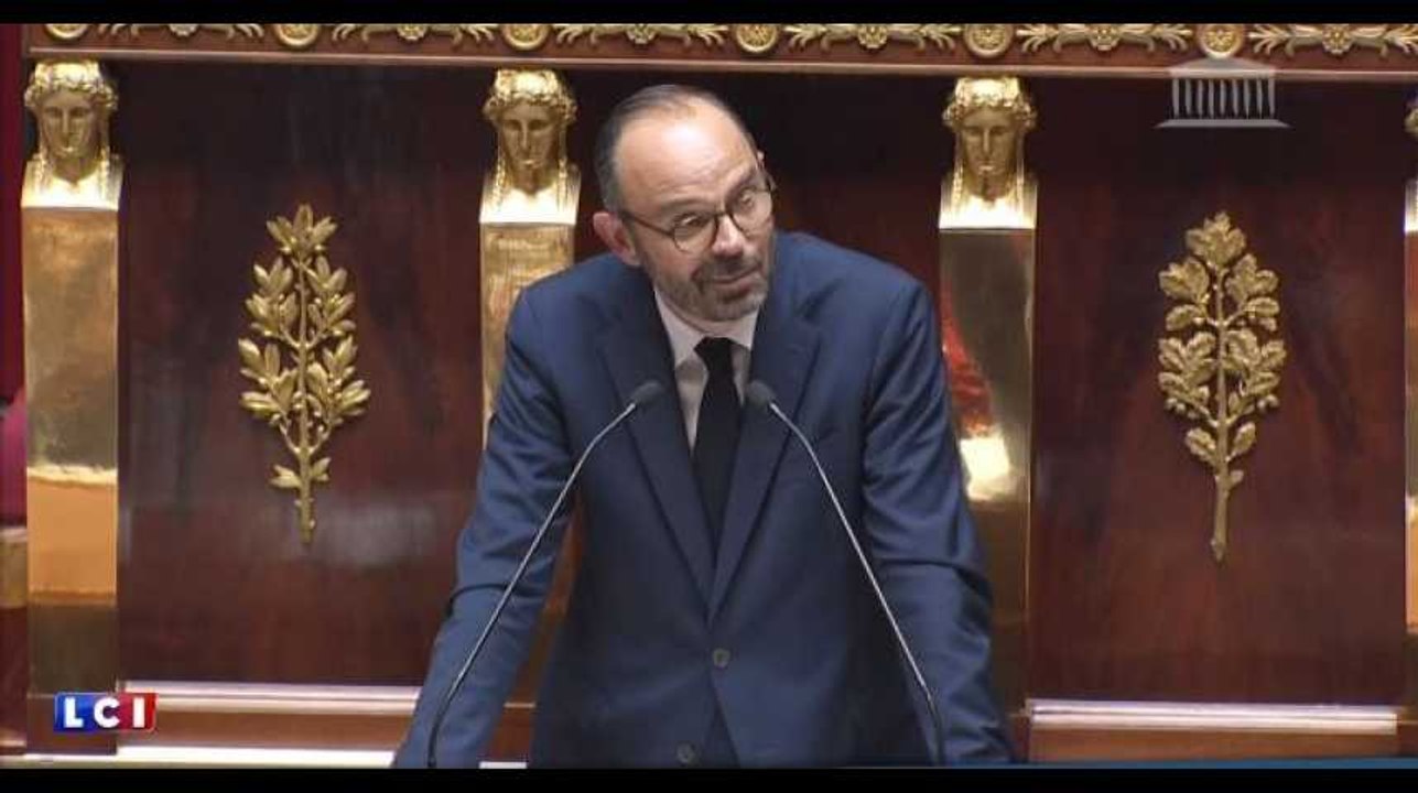 Zap politique : Le discours d’Édouard Philippe ne convainc pas la classe politique
