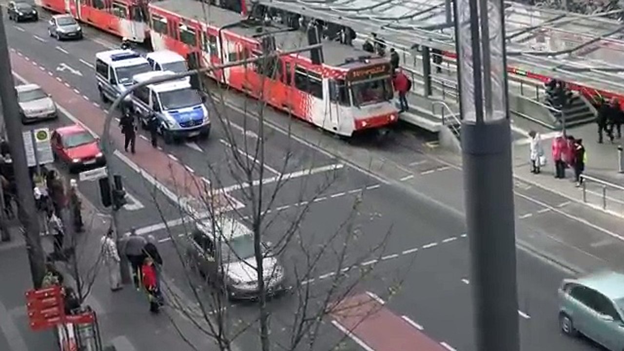 Flüchtling während der Arbeit festgenommen!