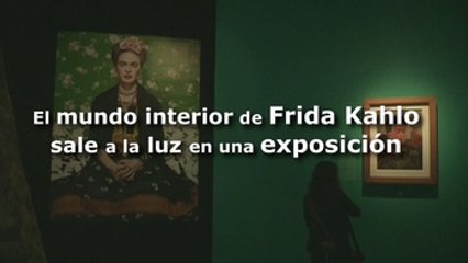 Una exposición de Kahlo muestra la construcción de su imagen como mujer y artista