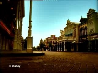 PUB 2004 roi lion disneyland