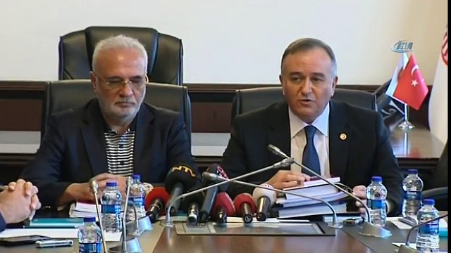 AK Parti İle MHP Arasındaki İç Tüzük Görüşmeleri Başladı