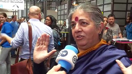 Vandana Shiva calls G20 leaders to task | DW English