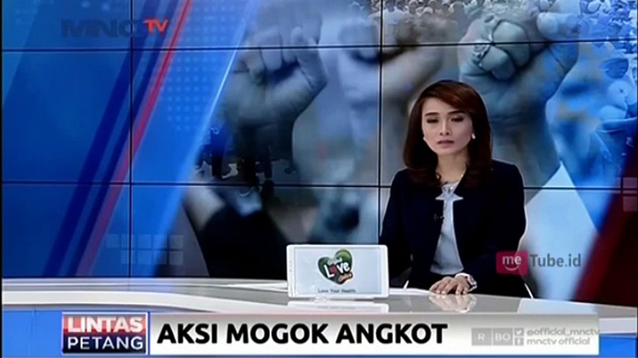 Sopir Angkot di Tangerang Protes Angkutan Berbasis Online