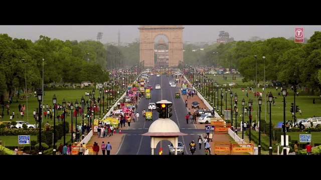 Oh Ho Ho Ho (Remix) Song Irrfan Khan ,Saba Qamar Sukhbir, Ikka