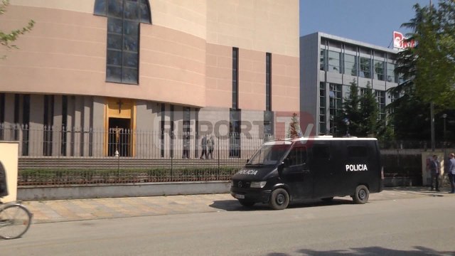 Report TV - MB: Politika kujdes! Konfliktet shfrytëzohen nga terroristët