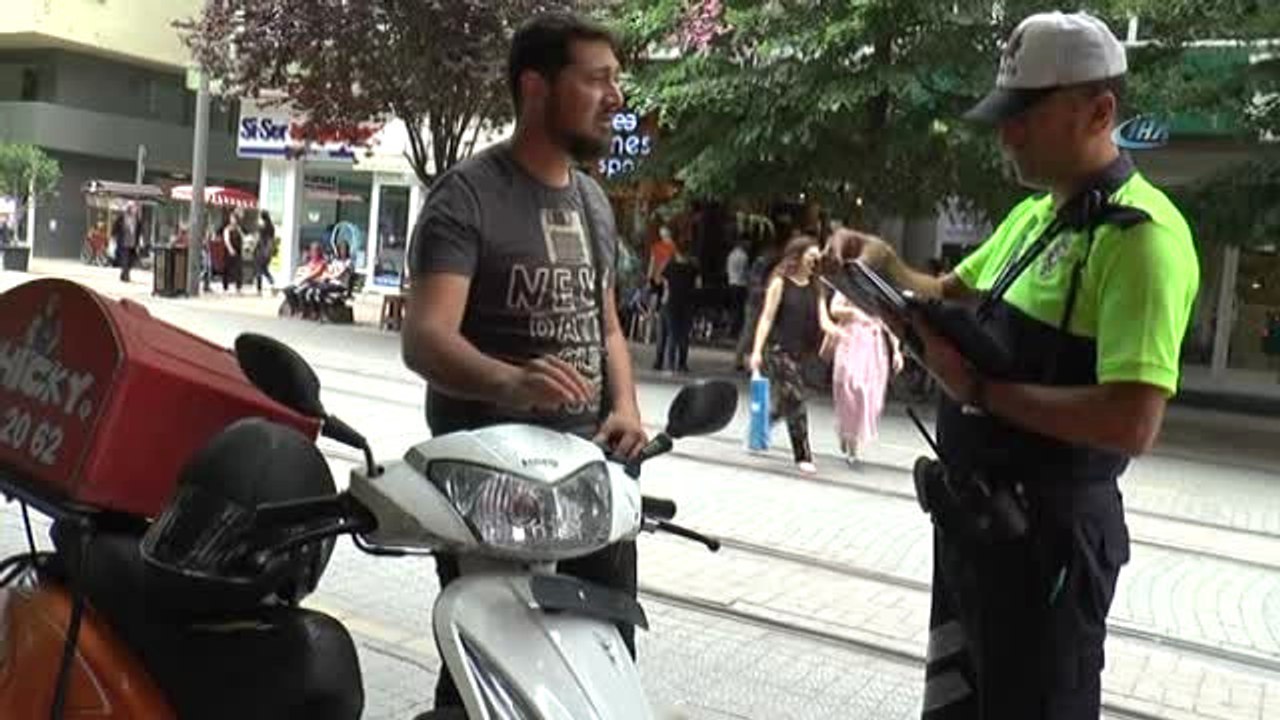 Emniyetten Sürücülere Cezalı Uyarı