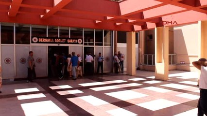 Izmir Bergama'daki O Dava Yine Ertelendi