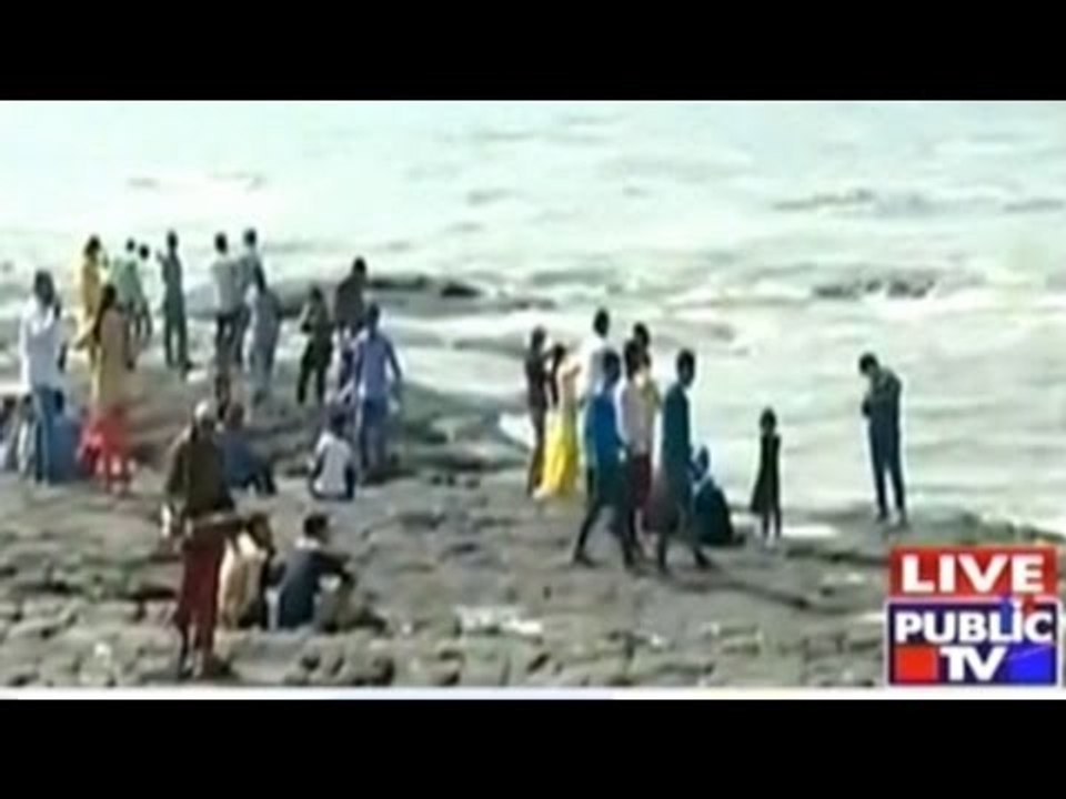 Selfie Kills Friends In Mandya