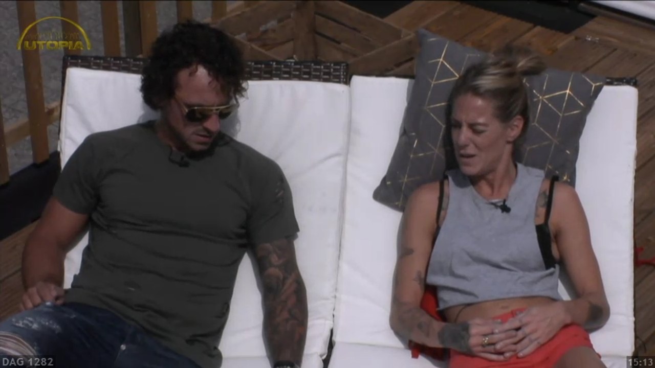 Billy wil dat ze gaan kijken naar een andere verdeling van de financiën