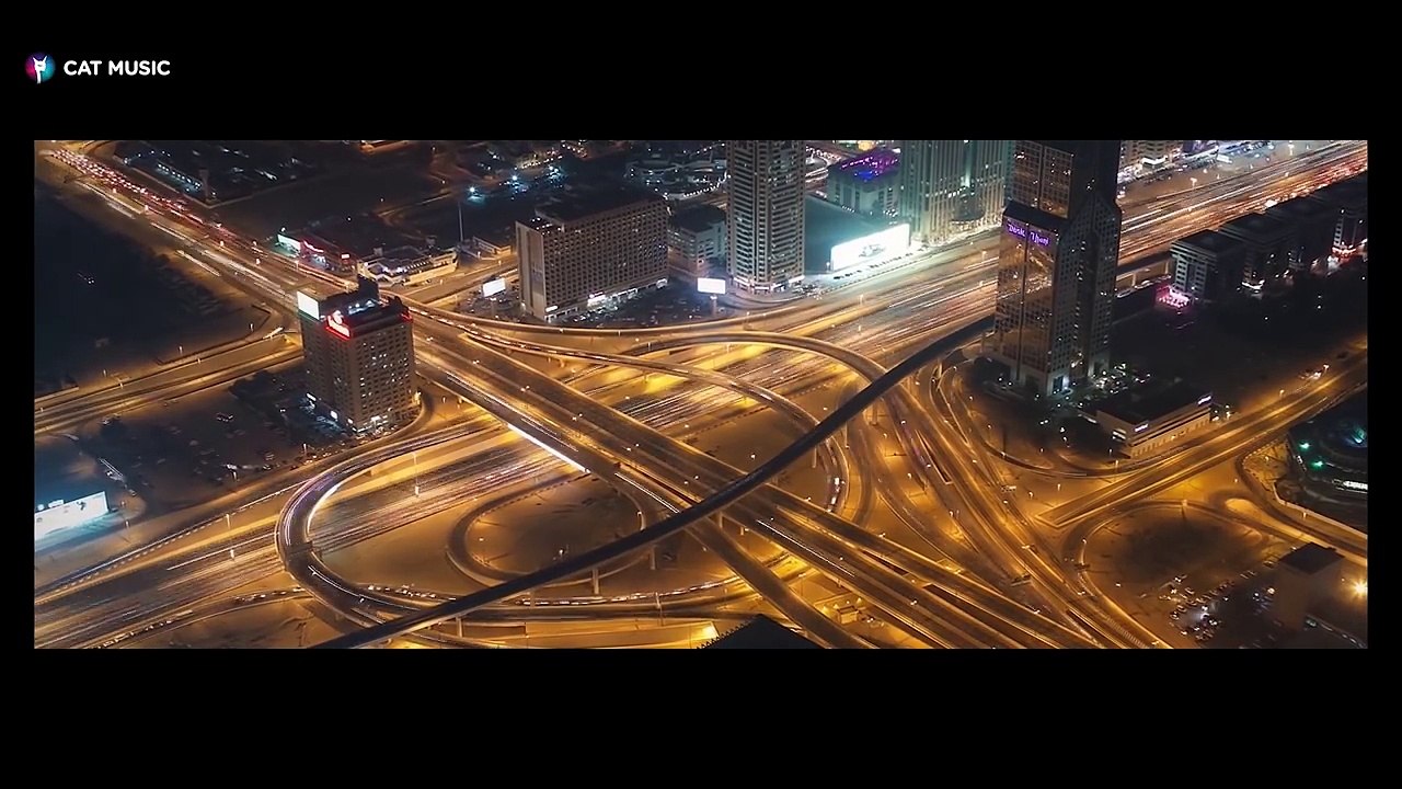 Love in Dubai (Official Video) Maria Andria -