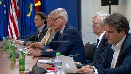 Лидерите на партиите остварија средби со Карл Билд