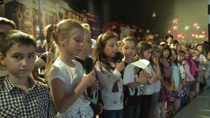 Nxënësit e SH.M.U ''Zekeria Rexha'' vizitojnë TV Syri Vision - Lajme