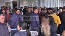 Report TV - Bllokohen zhdoganimet, protestë përpara Drejtorisë së Doganave