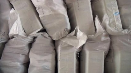 Suriyelilere 1 Tır Gıda Yardımı